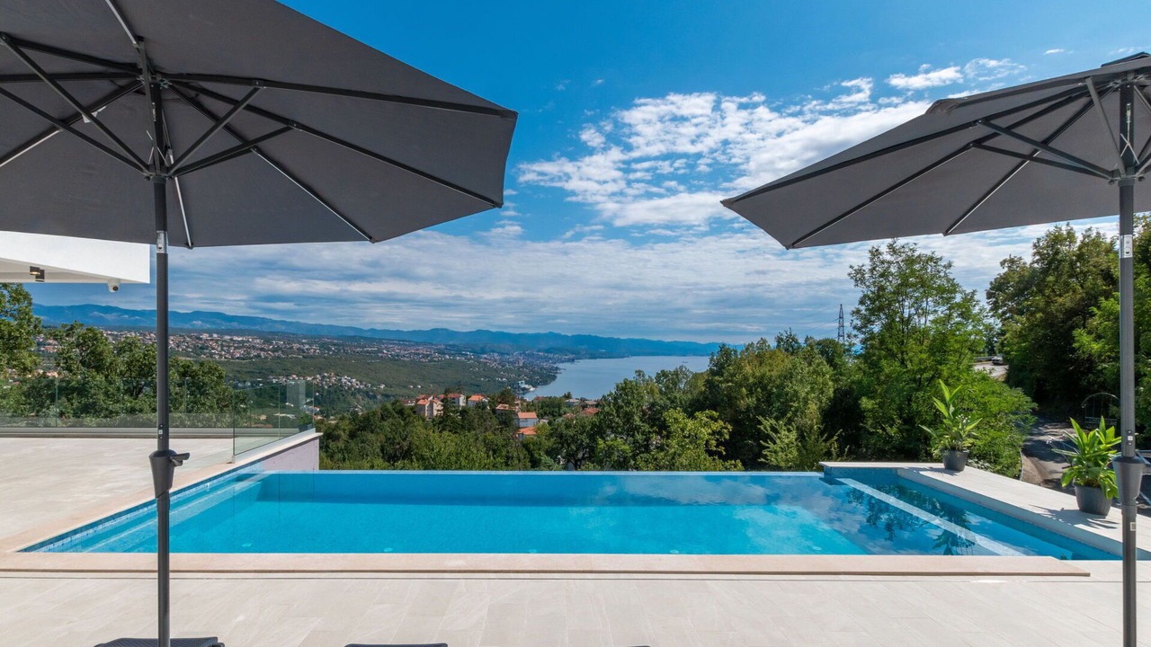Photo of Outdoor in Bregi