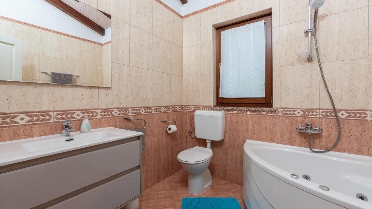 Photo of Bathroom in Buzinija