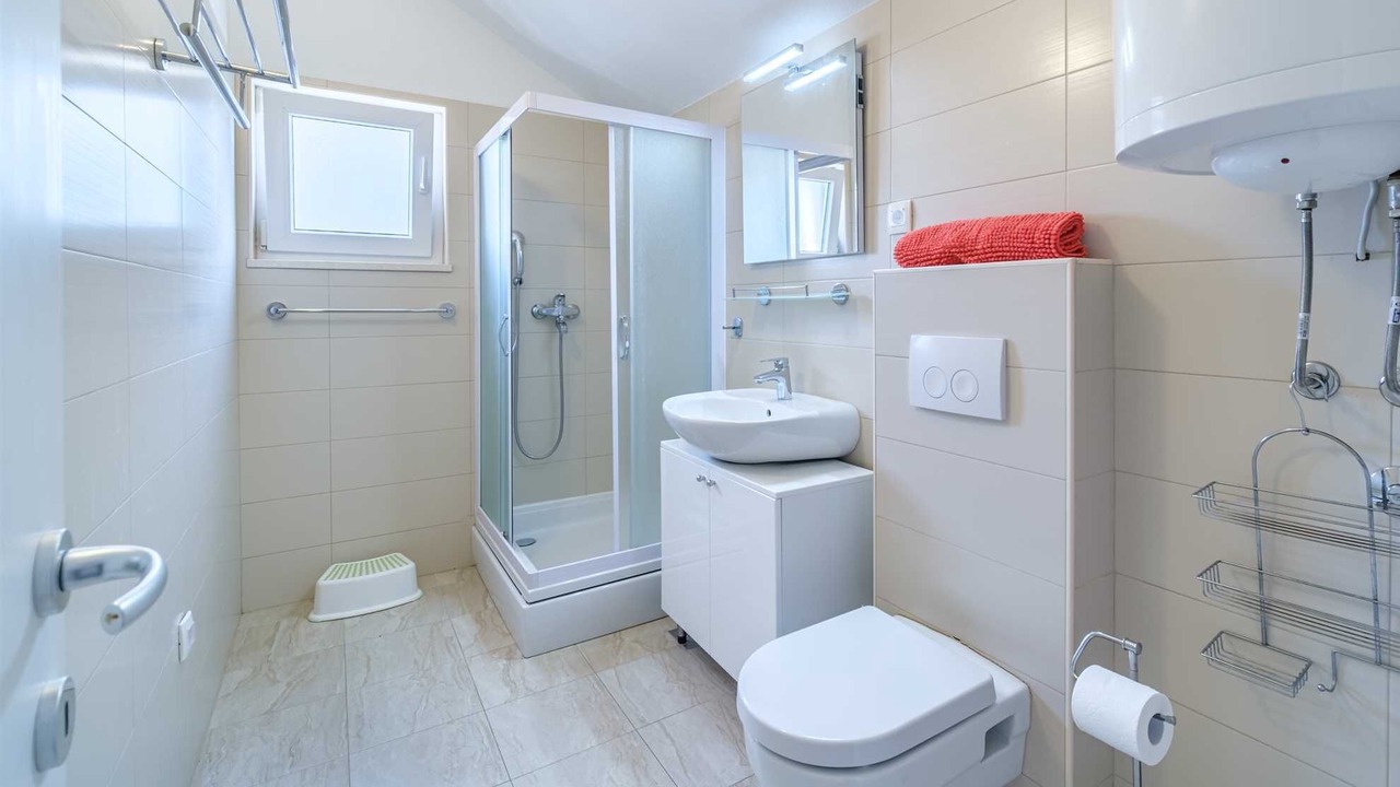 Photo of Bathroom in Cove Makarac (Milna)
