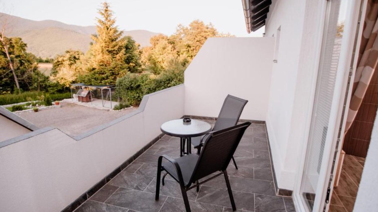 Photo of Patio Balcony in Korenica