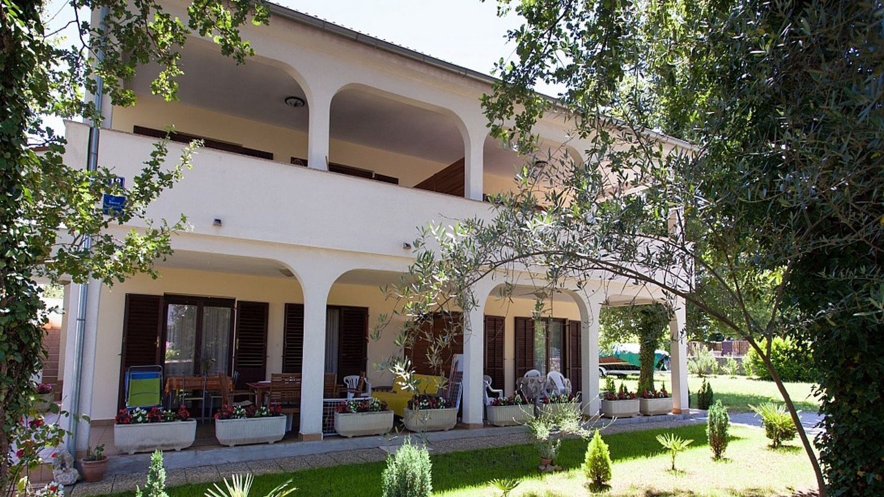 Photo of Outdoor in Porat