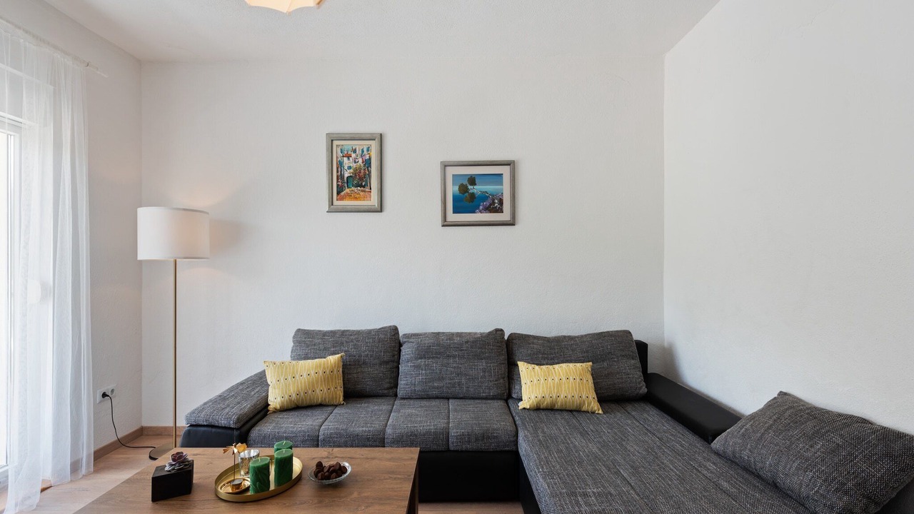 Photo of Livingroom in Neoric