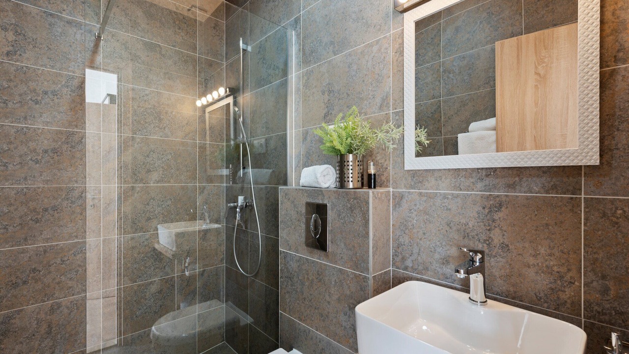 Photo of Bathroom in Neoric