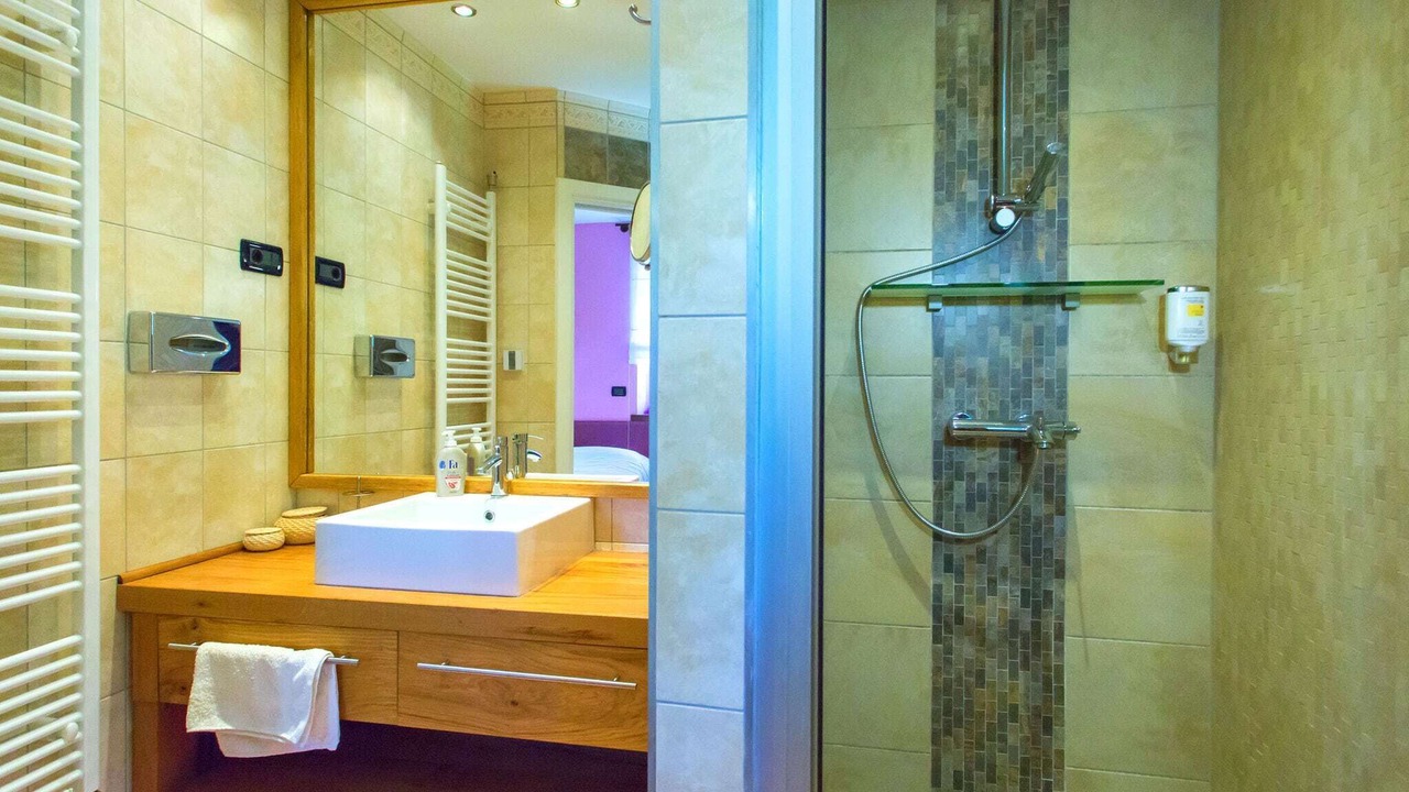 Photo of Bathroom in Banki