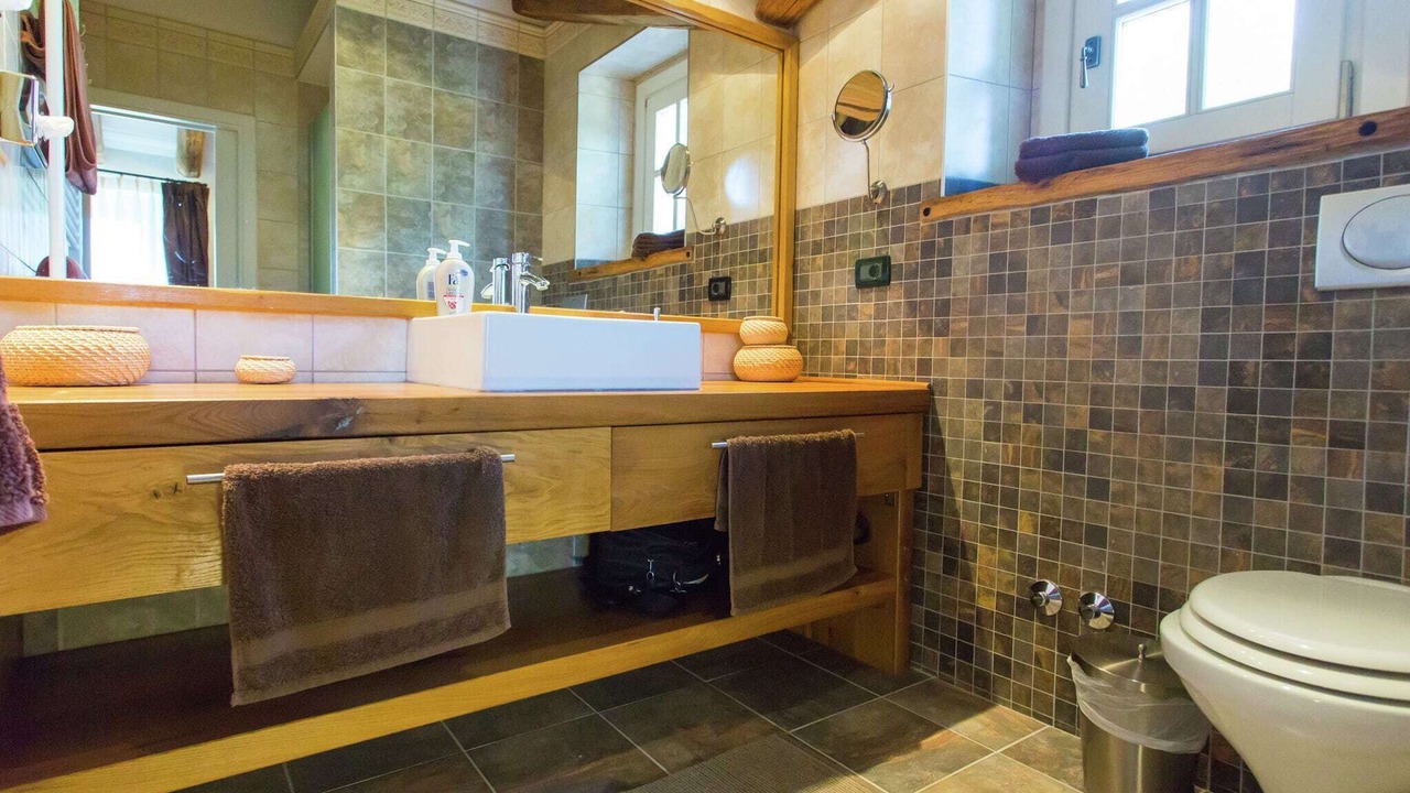 Photo of Bathroom in Banki