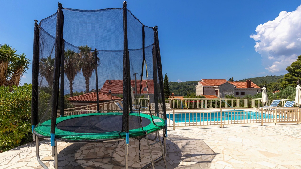 Photo of Outdoor in Sumartin