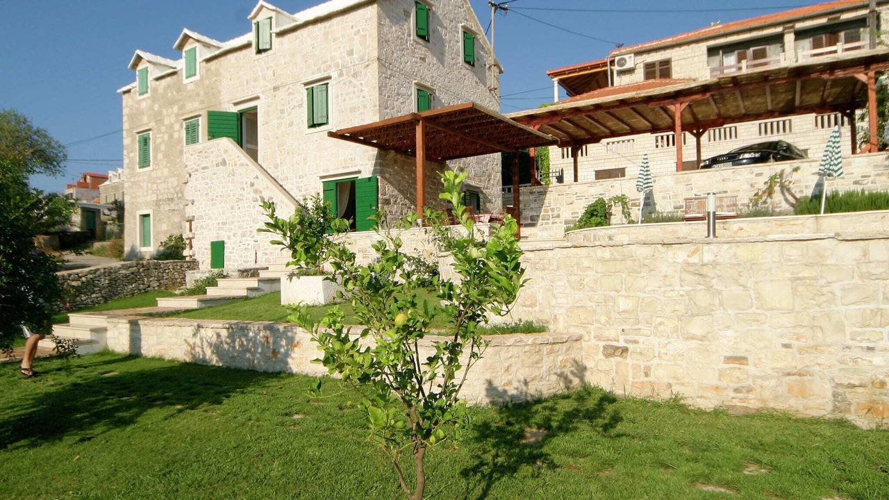 Photo of Outdoor in Sumartin