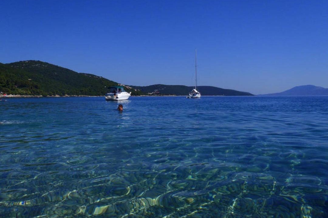 Photo of Others in Cres