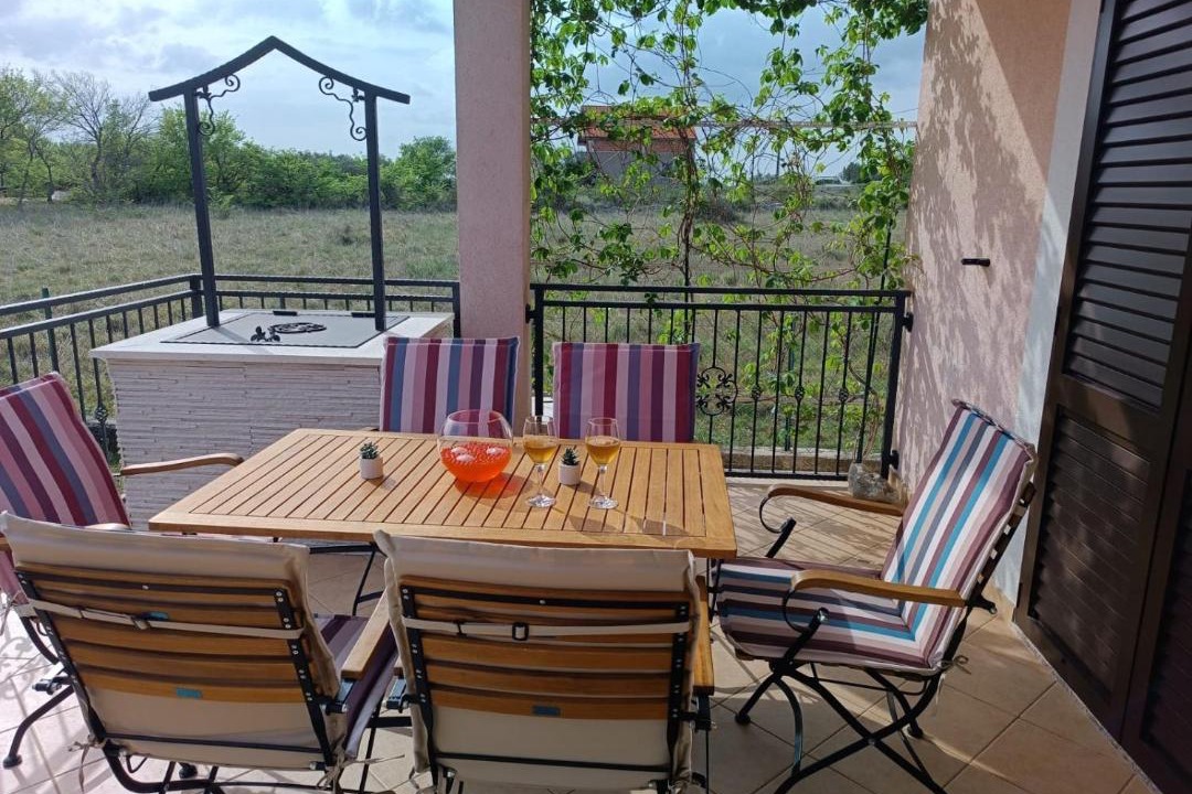 Photo of Patio Balcony in Podgradina