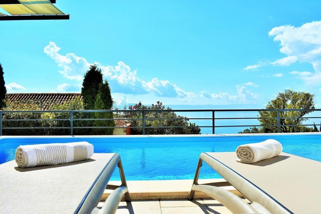Photo of Patio Balcony in Podgora