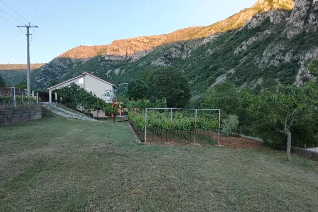 Photo of Others in Slipcici