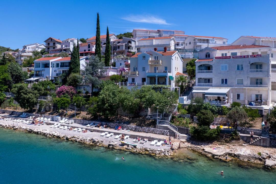 Photo of Others in Neum