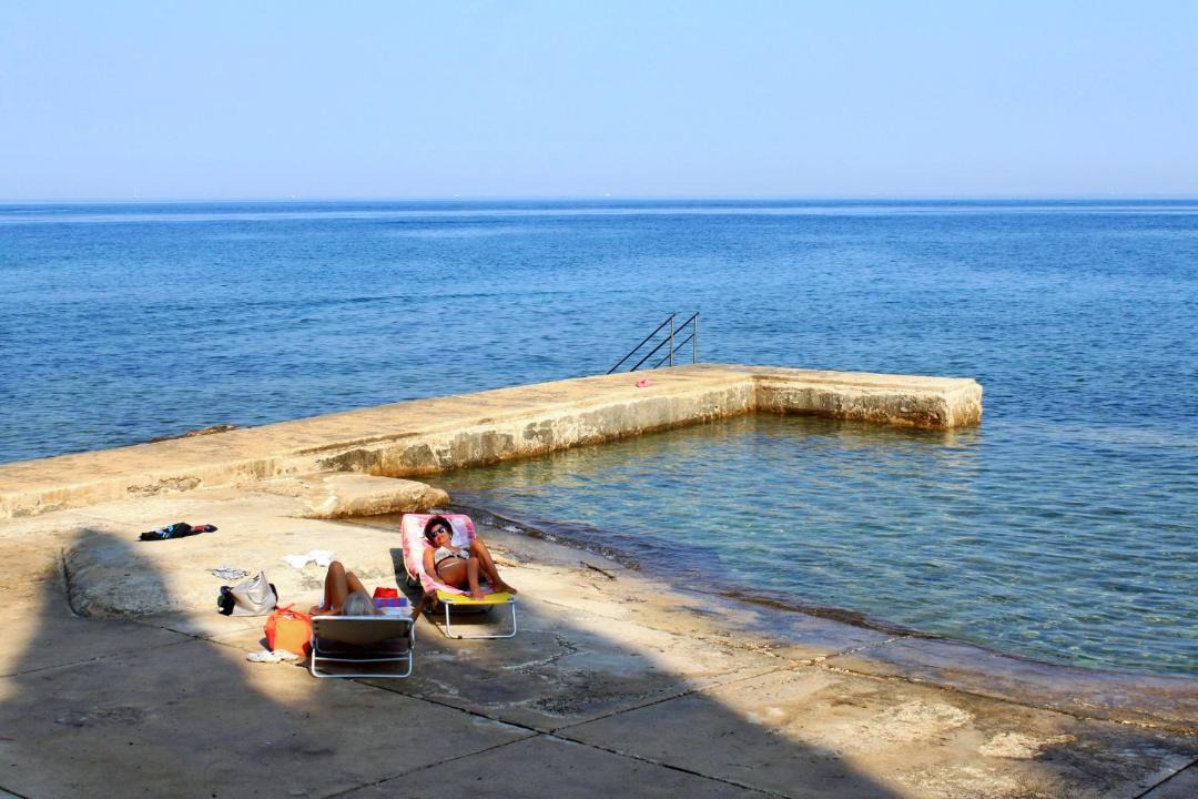 Photo of Others in Basanija