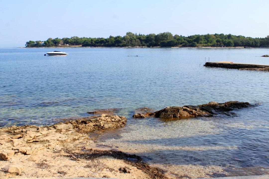 Photo of Others in Basanija