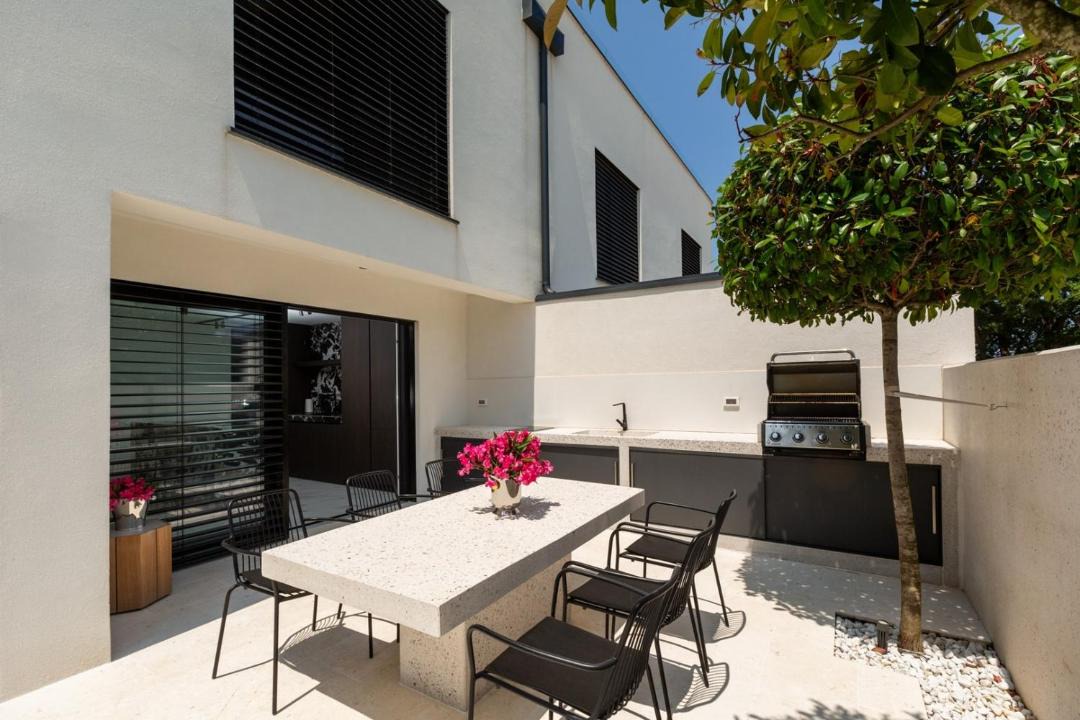 Photo of Patio Balcony in Basanija