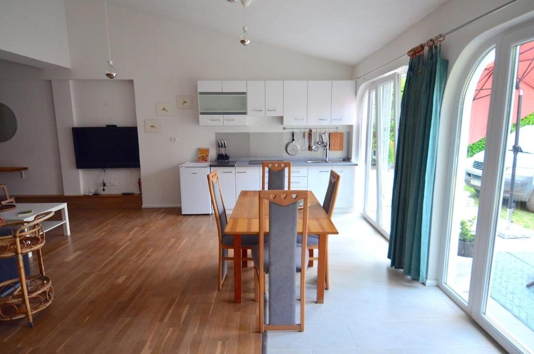 Photo of Kitchen in Murine