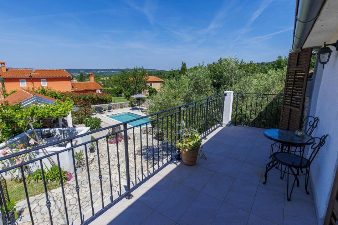 Photo of Patio Balcony in Paradiz