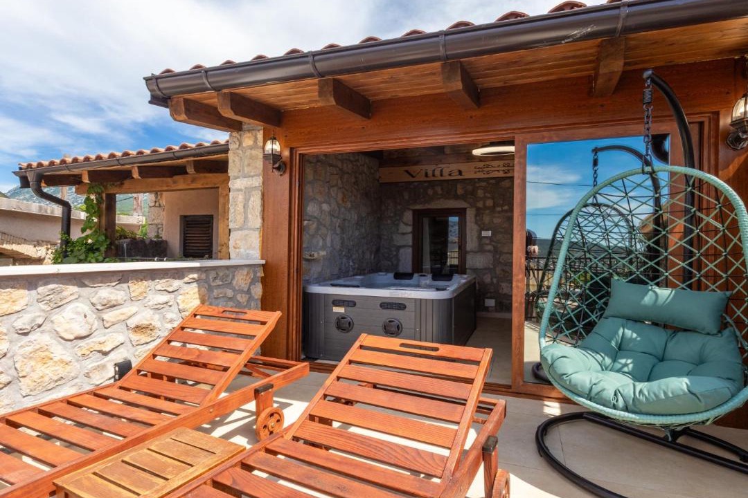 Photo of Patio Balcony in Grizane
