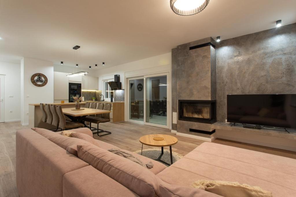 Photo of Livingroom in Plano