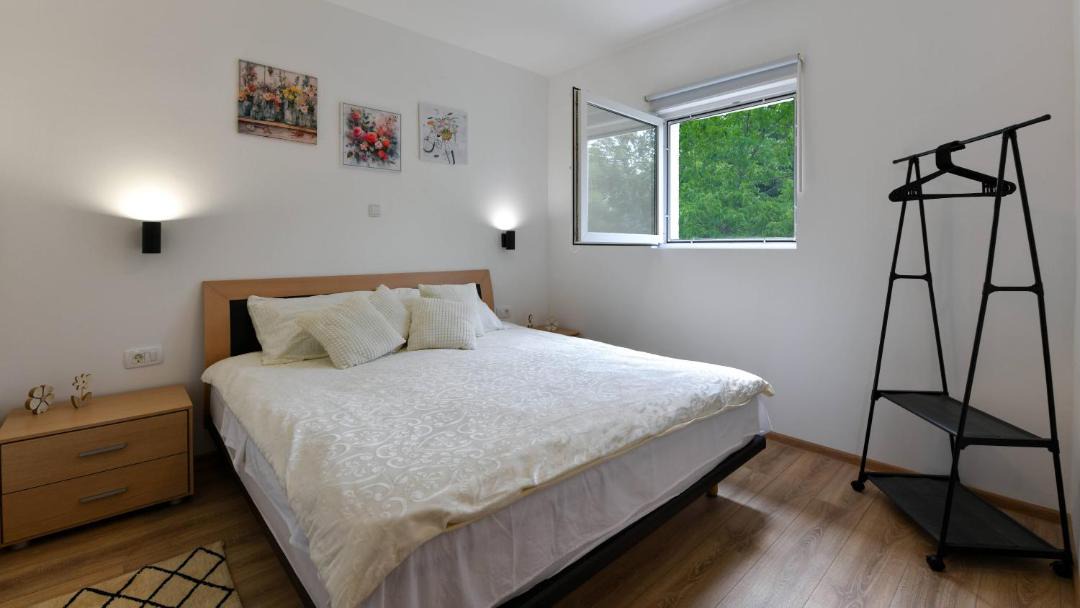 Photo of Bedroom in Irinovac