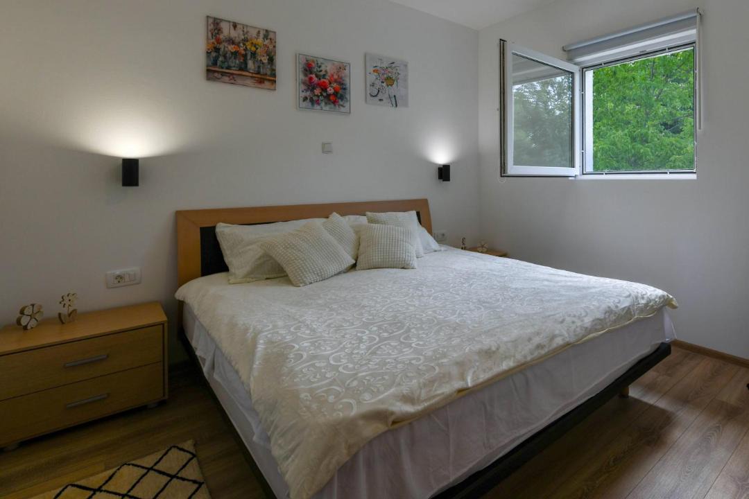 Photo of Bedroom in Irinovac