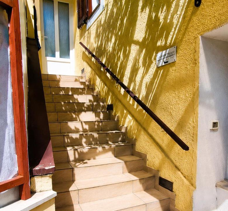 Photo of Patio Balcony in Brsec