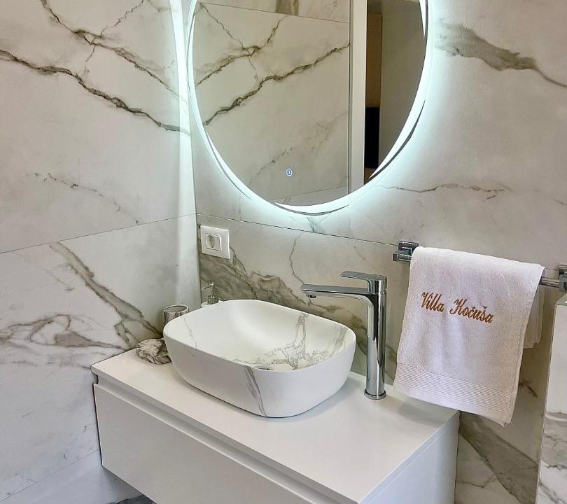 Photo of Bathroom in Trn