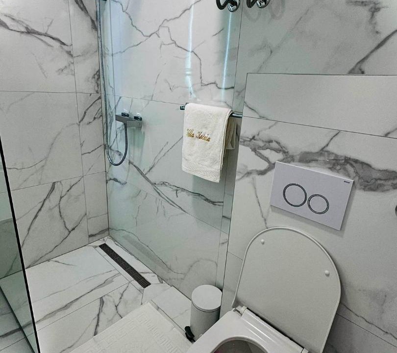 Photo of Bathroom in Trn