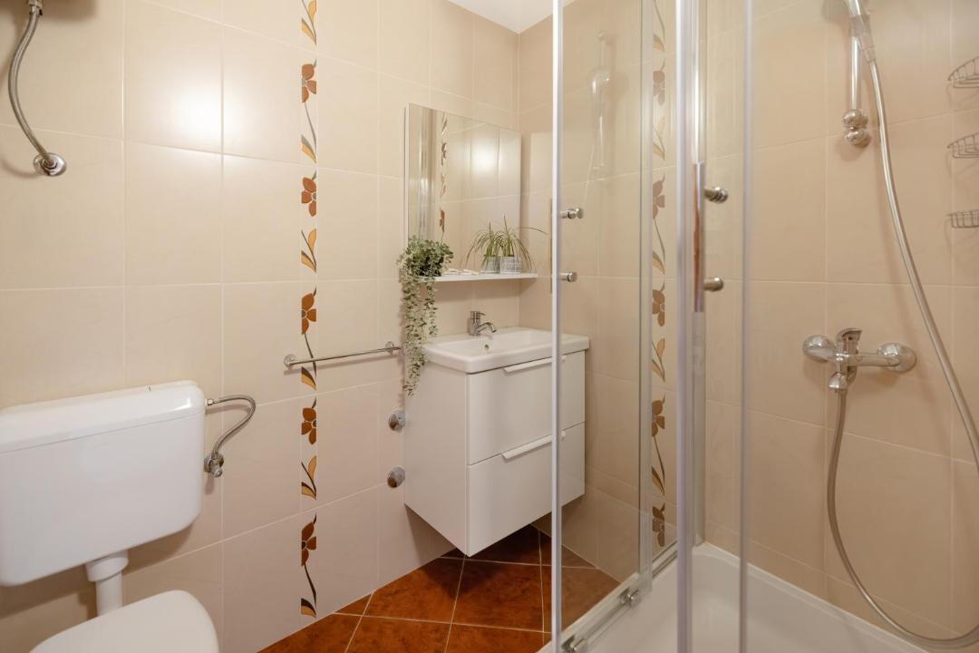 Photo of Bathroom in Bol