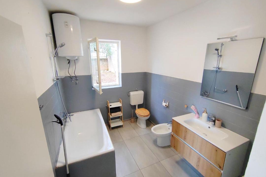 Photo of Bathroom in Lun