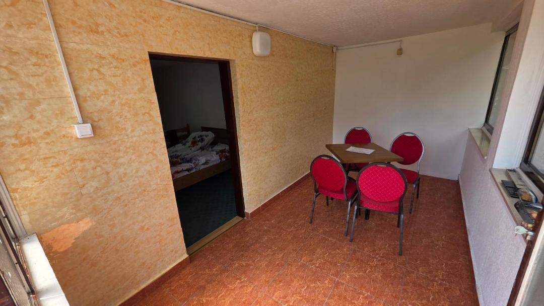 Photo of Others in Cardacani