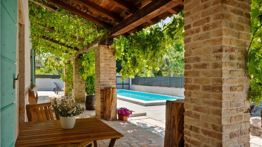 Photo of Patio Balcony in Vardica