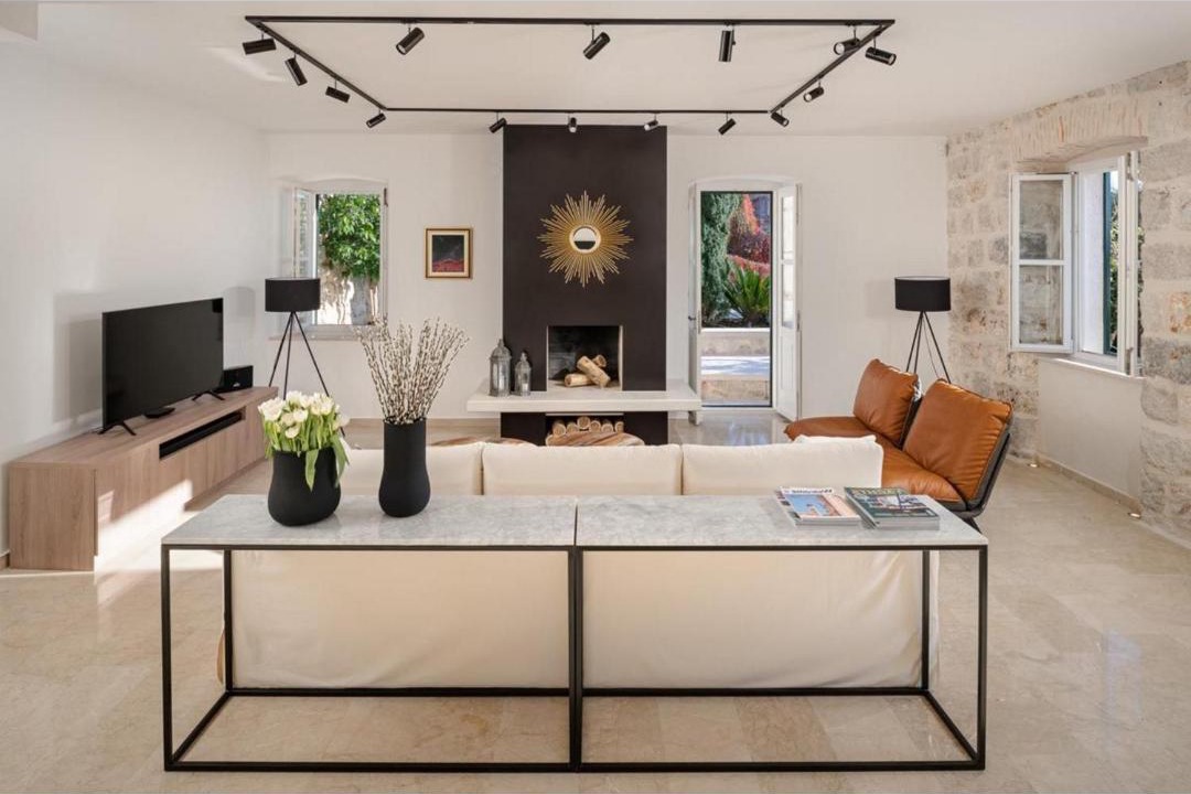 Photo of Others in Montovjerna
