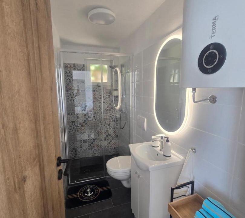 Photo of Bathroom in Vratarusa