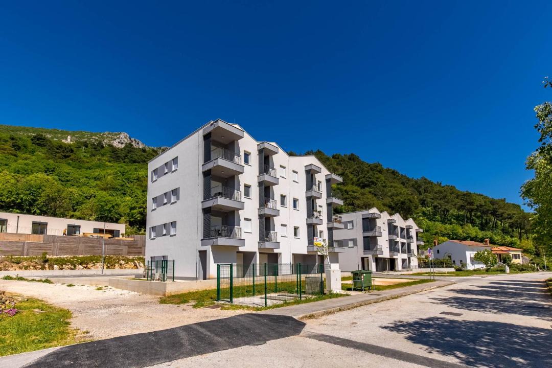 Photo of Others in Plomin