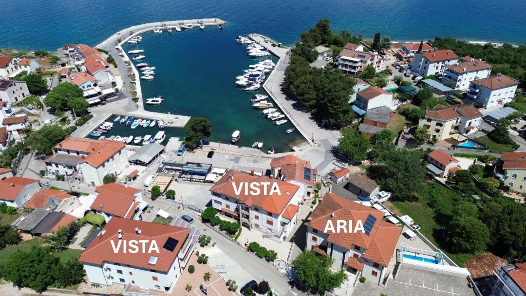 Photo of Others in Porat