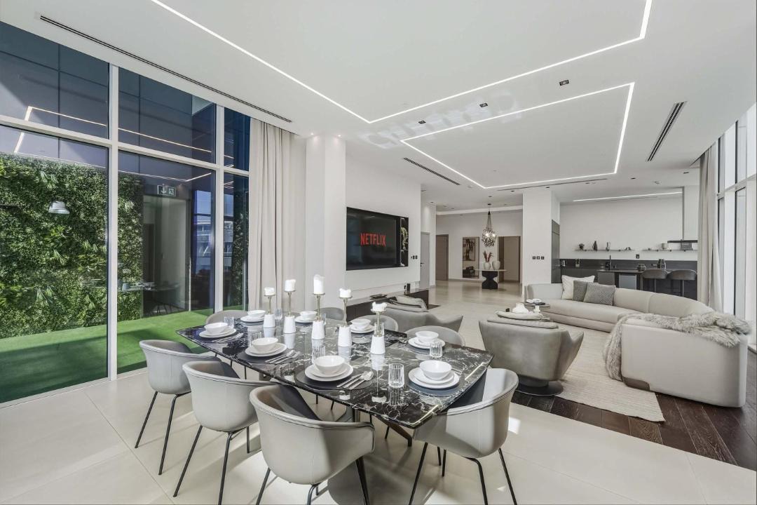 Photo of Others in Palm Jumeirah