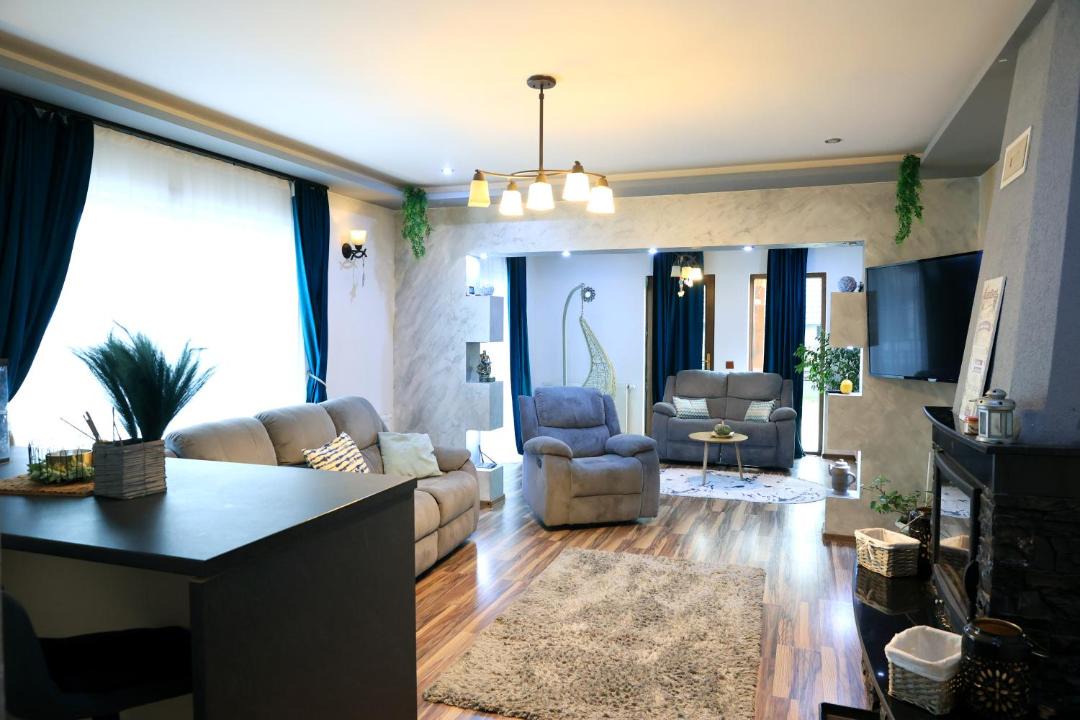 Photo of Livingroom in Livezeni