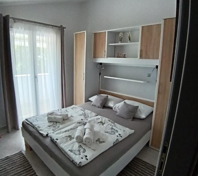 Photo of Others in Vabriga