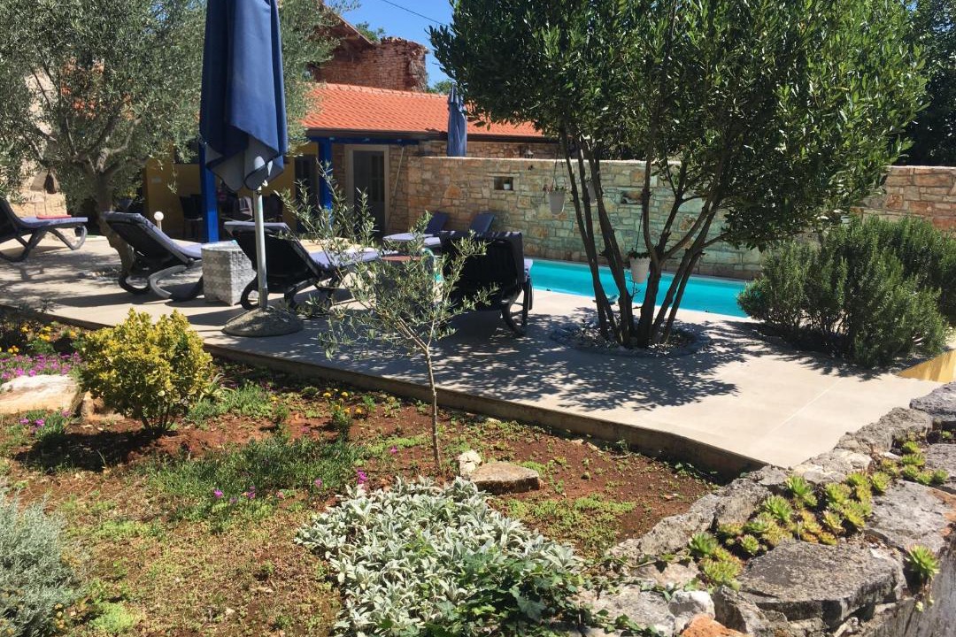Photo of Others in Stifanici
