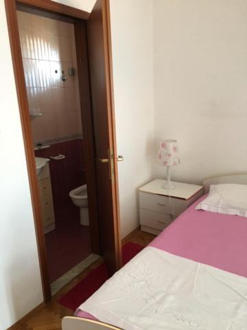 Photo of Bedroom in Kali