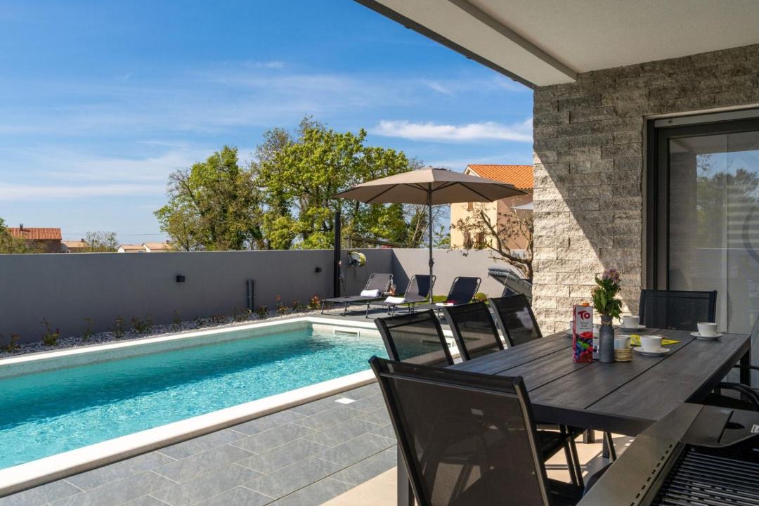 Photo of Patio Balcony in Jursici