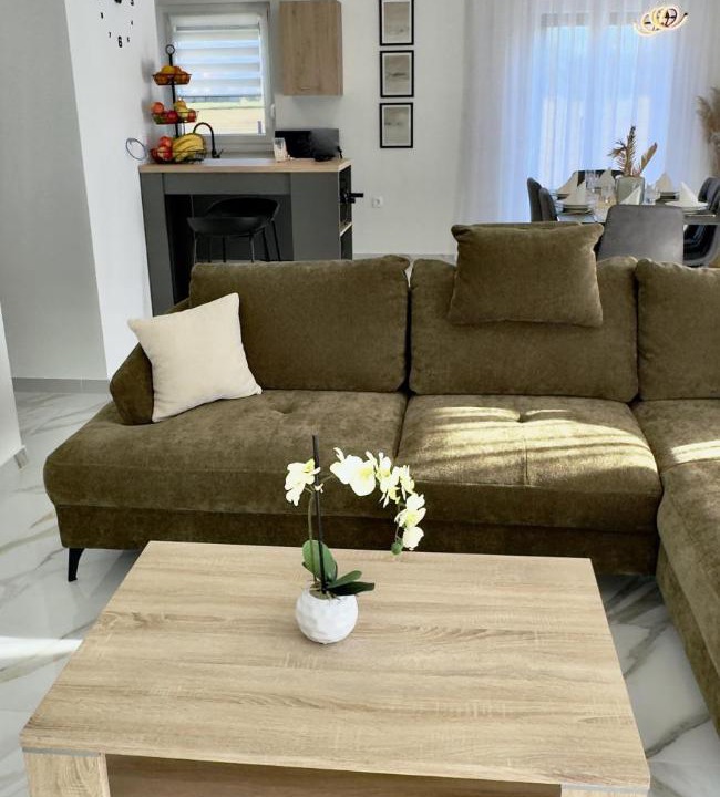 Photo of Livingroom in Sarsoni