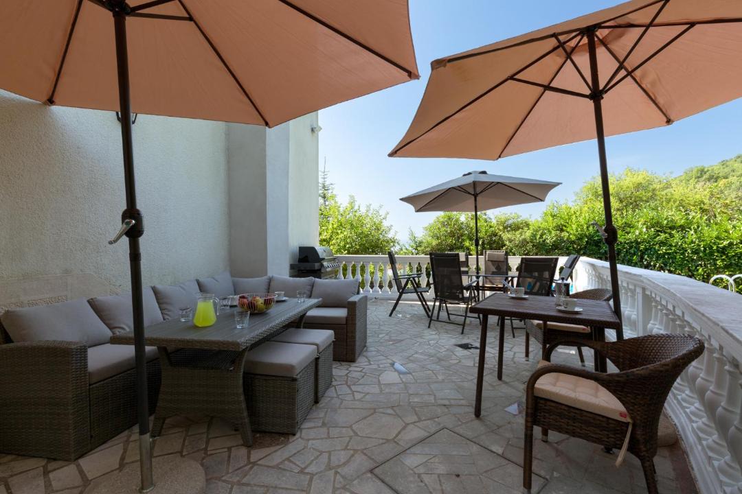Photo of Patio Balcony in Pobri