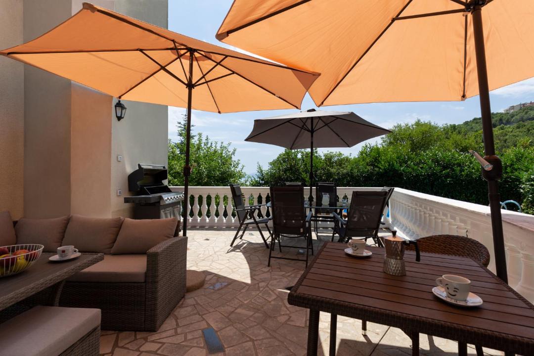 Photo of Patio Balcony in Pobri