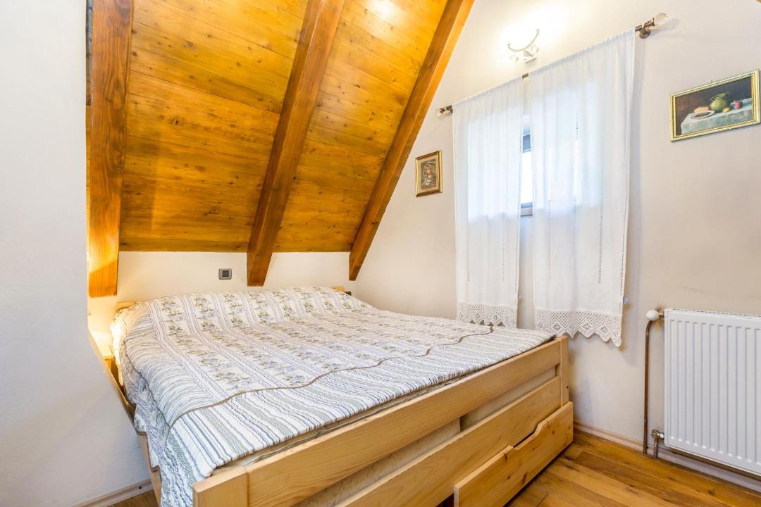 Photo of Bedroom in Lic