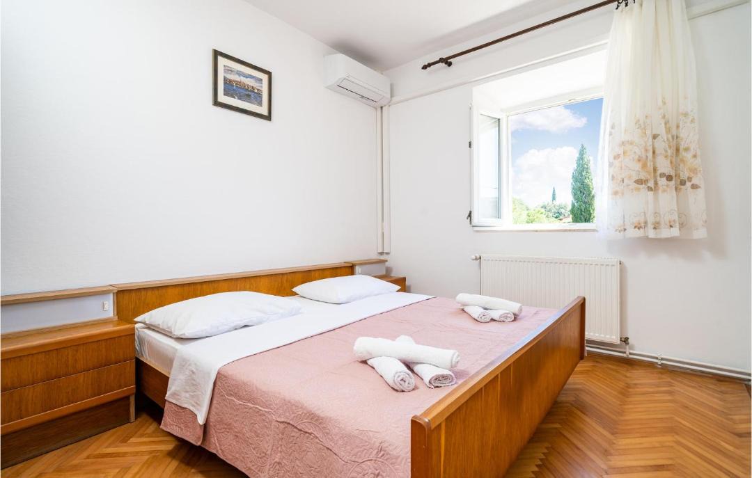 Photo of Bedroom in Metohija