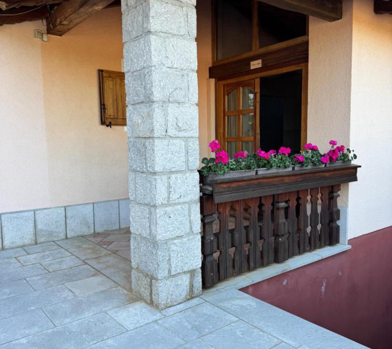 Photo of Others in Tomaj