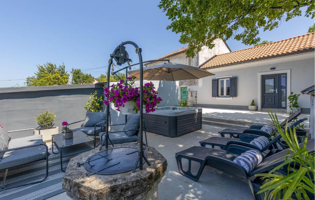 Photo of Patio Balcony in Hreljin