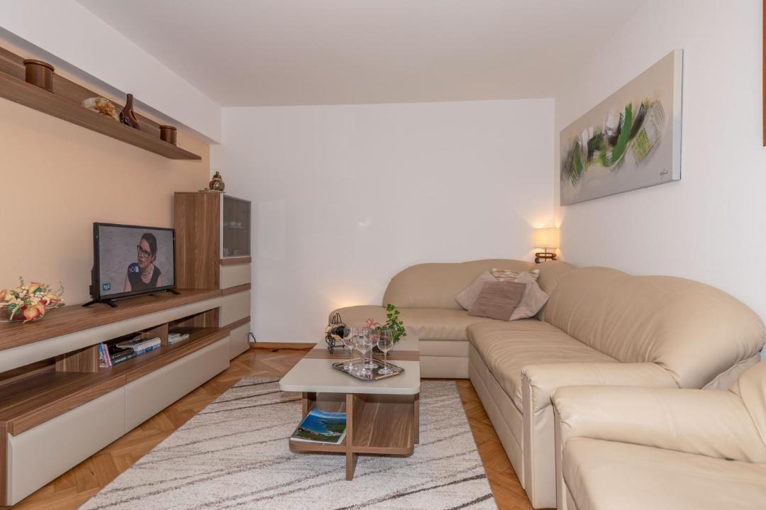 Photo of Others in Presika